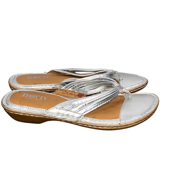 Born Womens Metallic Silver Leather Slip-On thong Sandals Size 7 cushioned - Picture 7 of 9